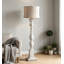 Lampe sur pied traditionnelle avec interrupteur à 3 voies, base en polyrésine blanc antique et abat-jour tambour en cloche pour le salon ou la chambre à coucher