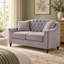 Causeuse Chesterfield de 58,5 po de largeur avec dossier incurvé capitonné, garniture cloutée, pieds en bois massif et 2 coussins décoratifs-268806669