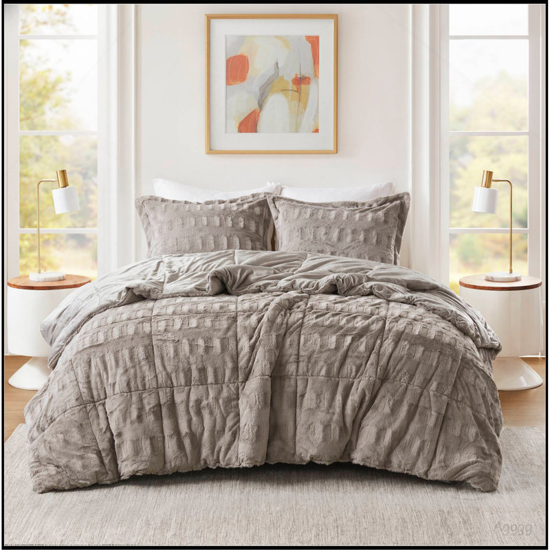3 PCS King/Cal King Solid Faux Fur Comforter Mini Set Gray, Gray