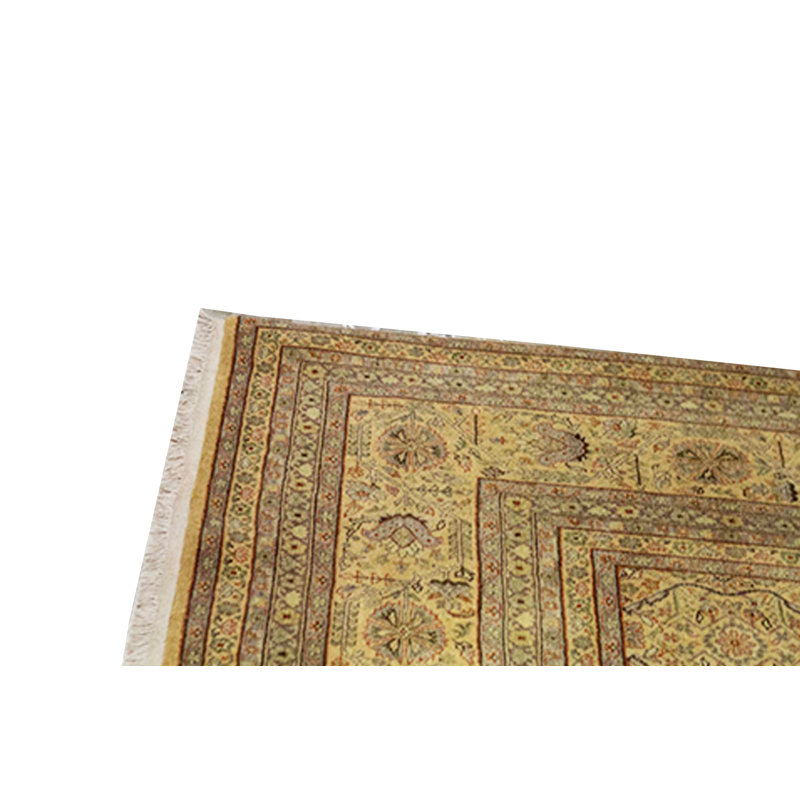 Signature Wool Oriental Area Rug in Gold