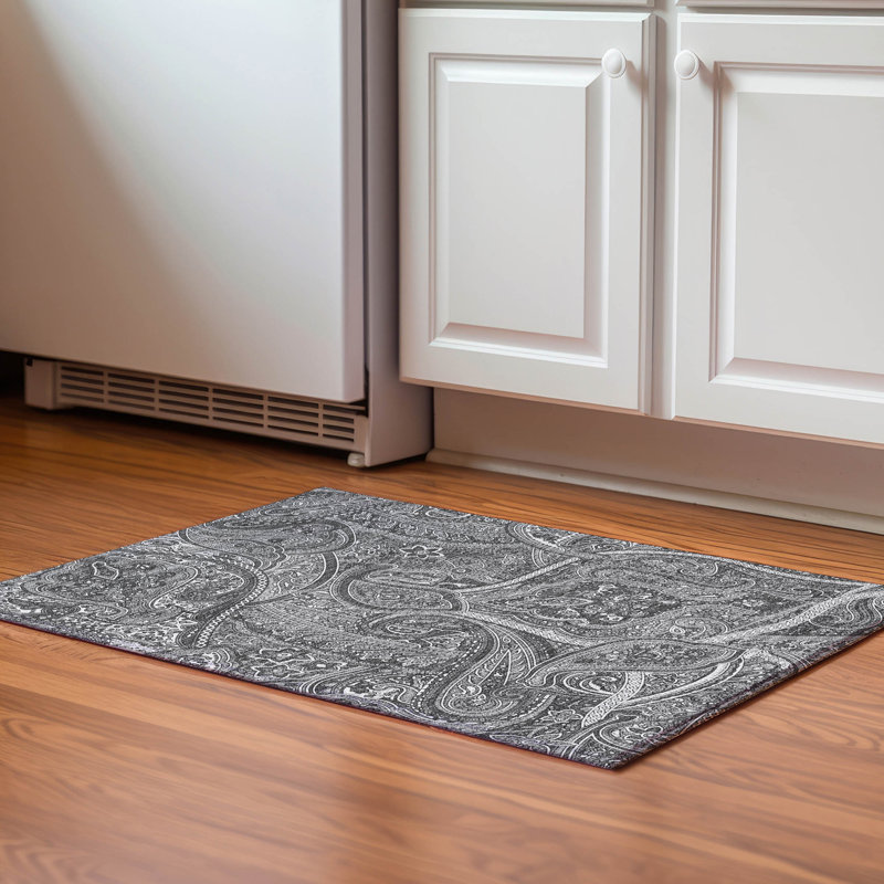 Tapis gris Cerrito lavable à la machine de qualité supérieure, Rectangle 1 pi 8 po x 2 pi 6 po