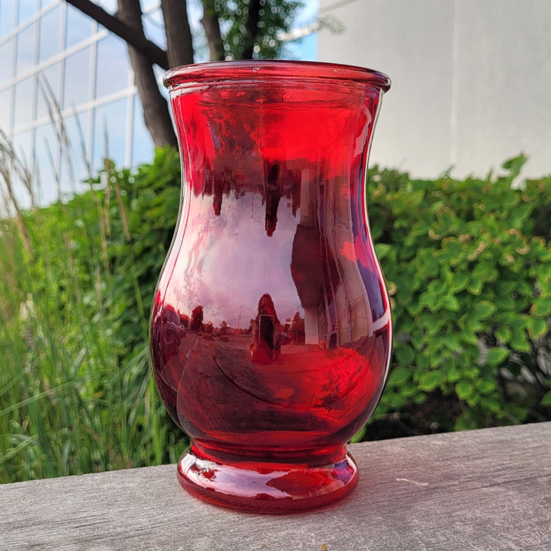 Vase en verre en forme d'ouragan, Rouge