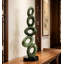 Sculpture moderne en résine abstraite verte empilée