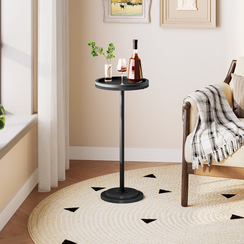 Petite table de bout ronde H 25,6 po Adalynn, Noir