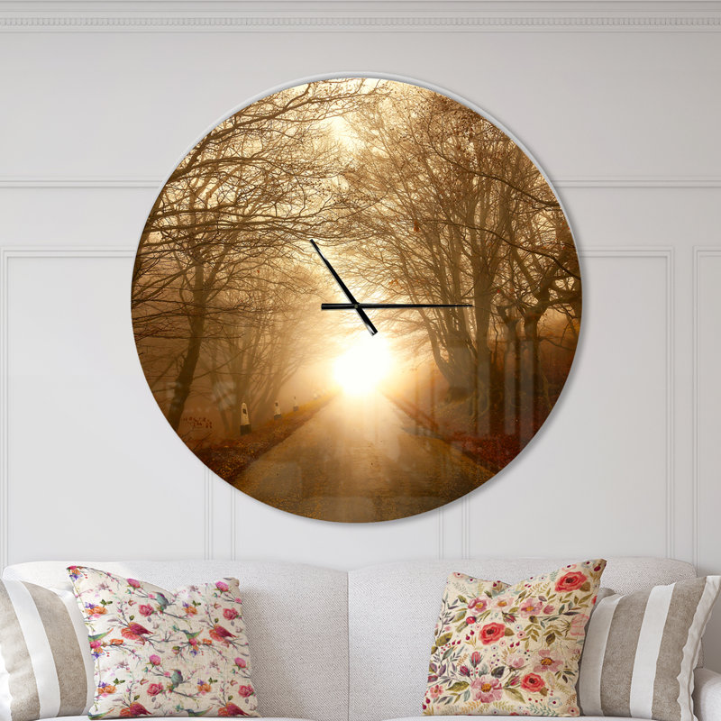 Path to Sunlight in Autumn Forest - Horloge murale moderne, Surdimensionné