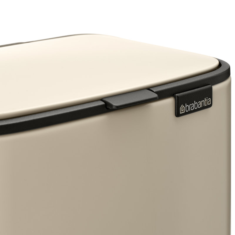 Brabantia Bo Pedal Bin, Soft Beige, 4 L, 26.8cm H x 19.9cm W x 20.8cm D