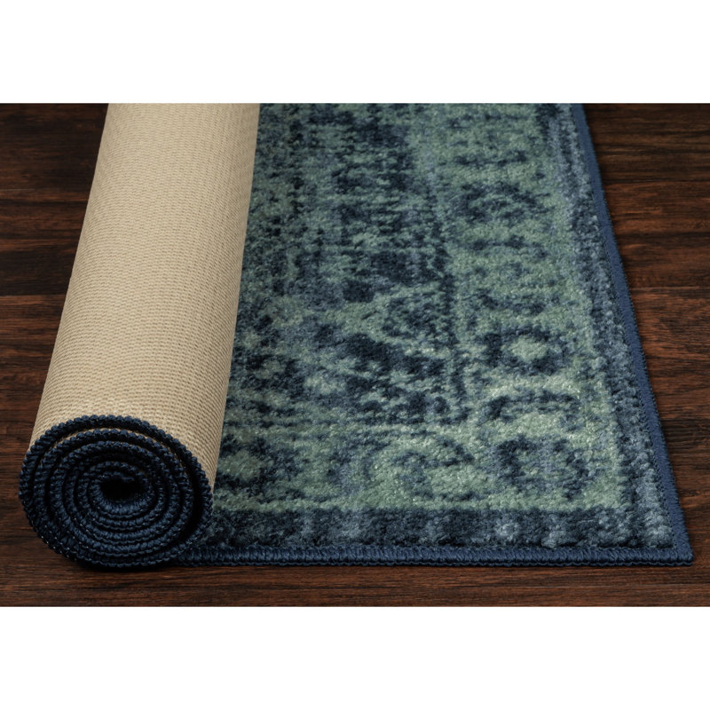Eual Oriental Indoor Rug, Rectangle 5' x 7'