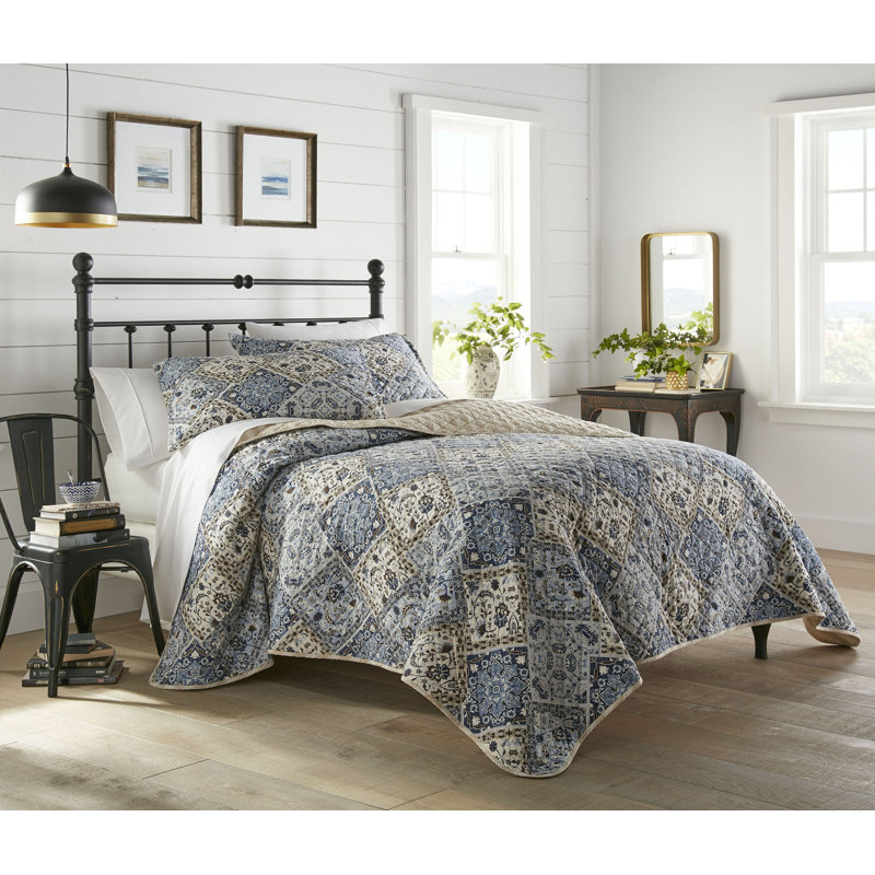Country Casual Blue and Beige Cotton Twin Quilt Set, Reversible