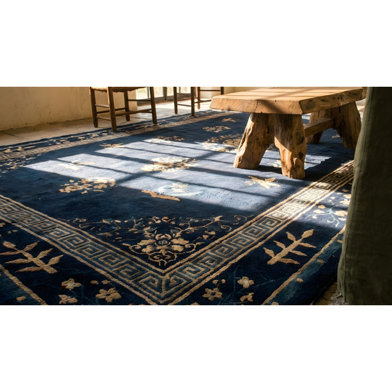 Tapis antique en laine noué à la main bleu antique des années 1900