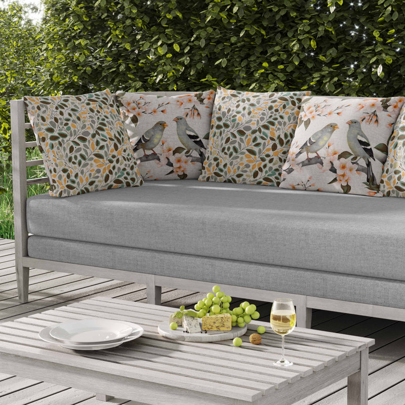 Coussin Goldfinch Haven Broadcloth, H 16 po x l 16 po, Argent / orange