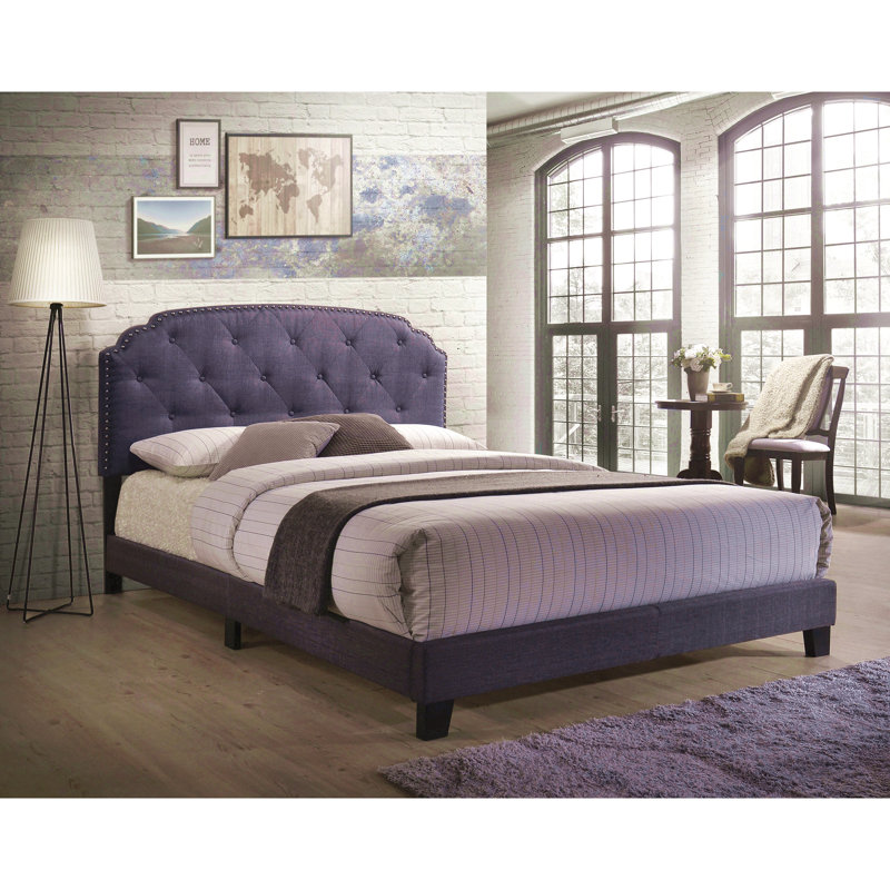 Grand lit tapissier gris