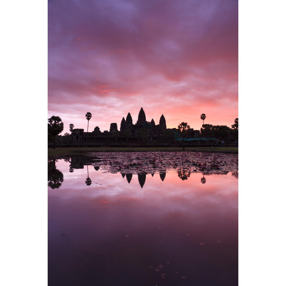 Angkor Wat - Panorama von Btrenkel - Wrapped Canvas Set