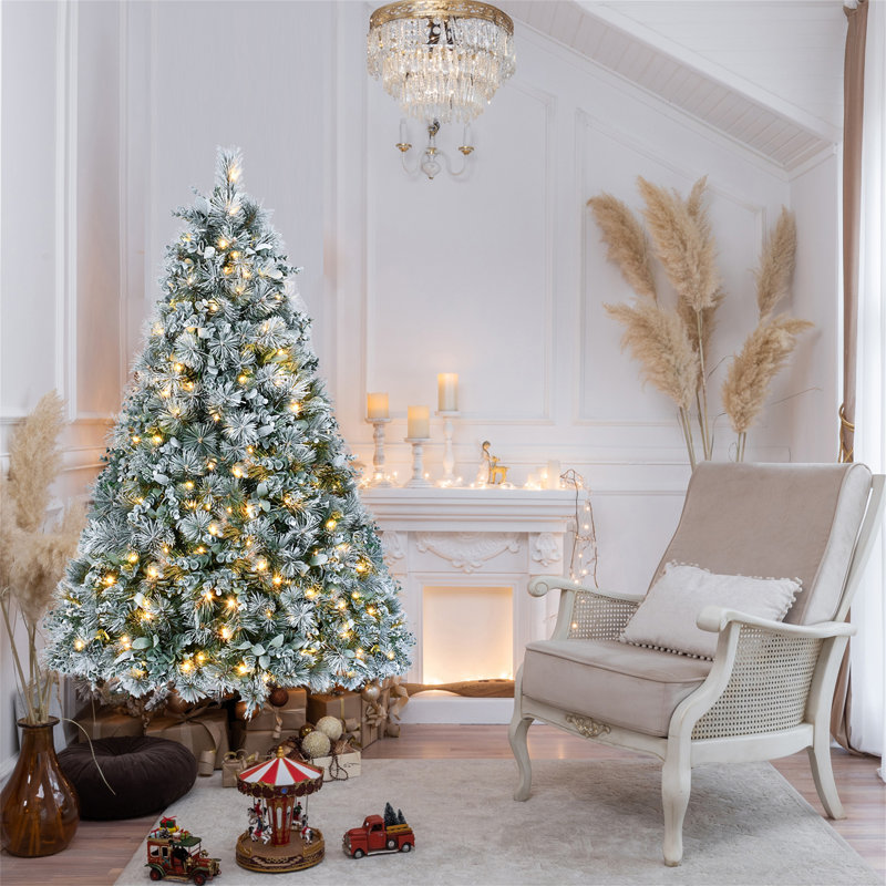Arbre de Noël 4 pi avec aiguilles de pin et feuilles d'eucalyptus, Oui