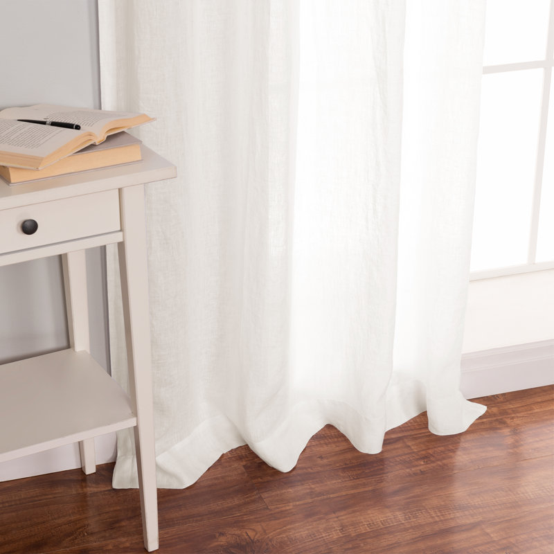 Panneau de rideau simple semi-diaphane avec œillets Blakney, Blanc, l 52" x L 84"