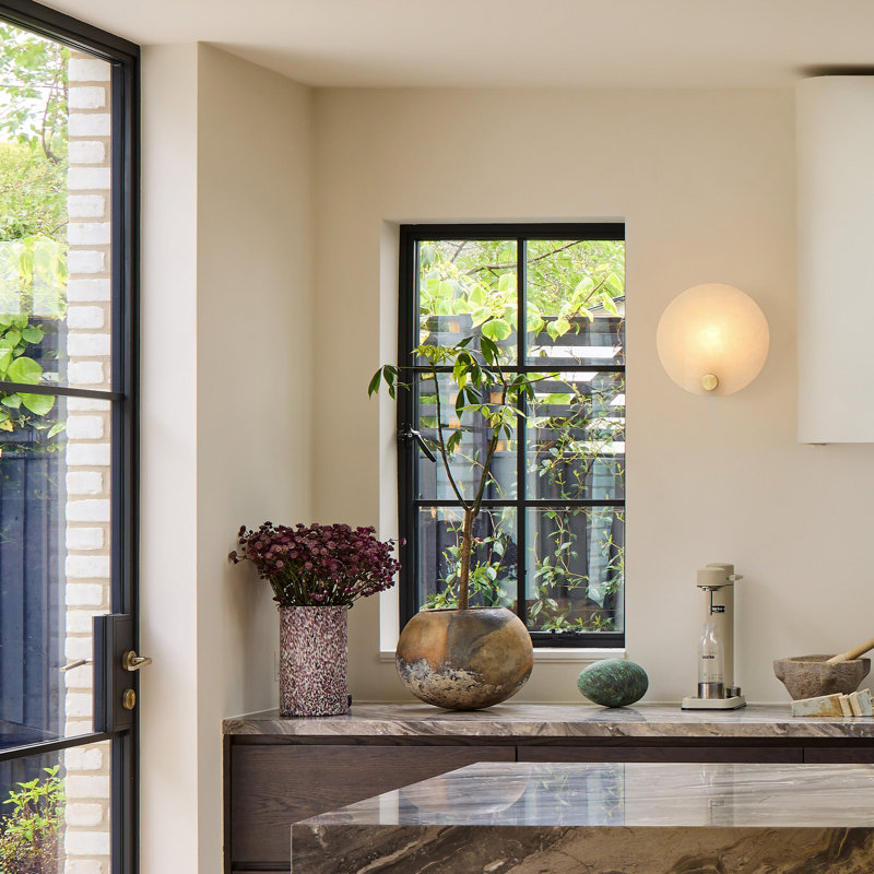 Magma 1 - Light Flush Mounted Sconce