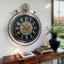 Horloge murale avec engrenages en mouvement réel The GEears