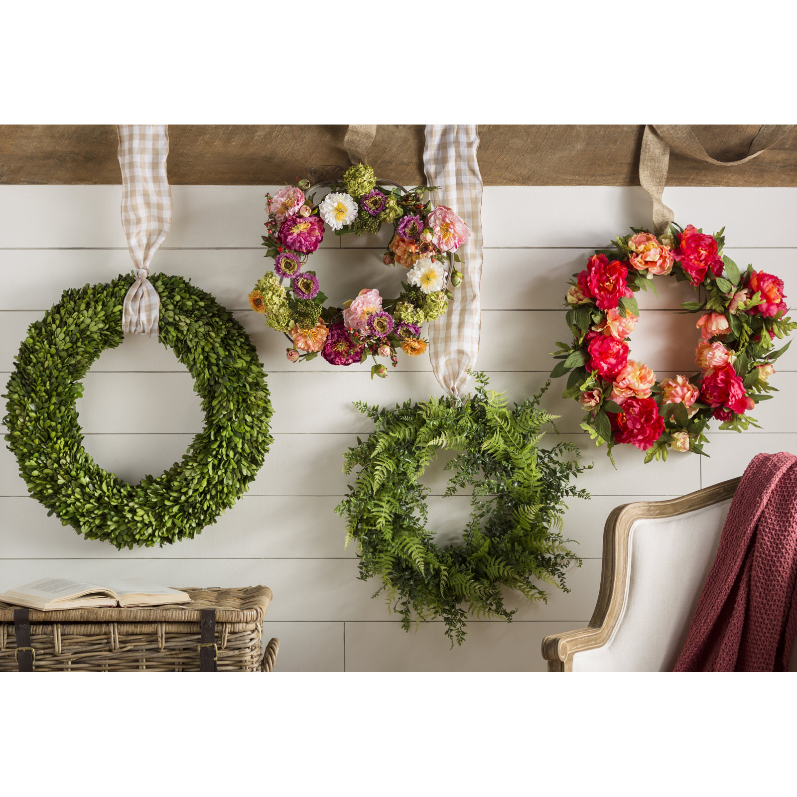 Alby Preserved Boxwood Wreath, 30" H x 31" W x 7" D