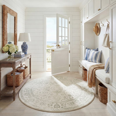 Jacquelyn Floral Area Rug