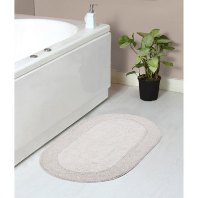 Yinka Bath Rug