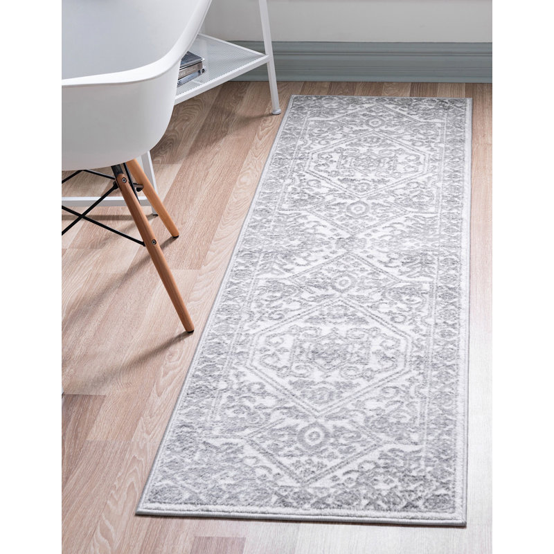 Oriental Indoor Rug, Runner 2' x 6'