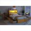 Petite chambre à coucher ou lit plateforme simple en bois massif avec rangement personnalisable et éclairage à DEL intégré, naturel chaleureux