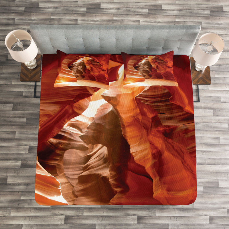 Red/Orange/Brown 100% Microfibre Bedspread, 220 x 264 cm