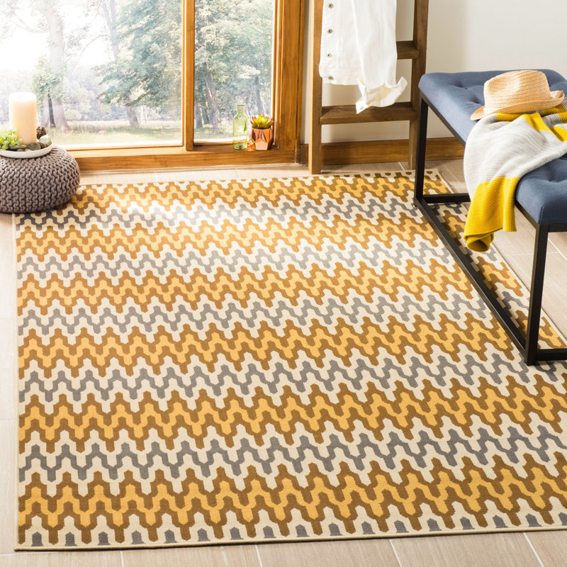 Tapis beige / doré Kelston, Rectangle 8 pi x 11 pi