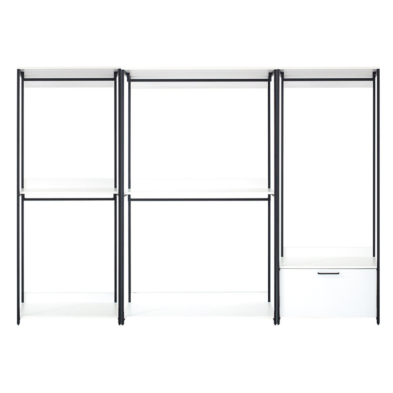Armoire en métal blanc