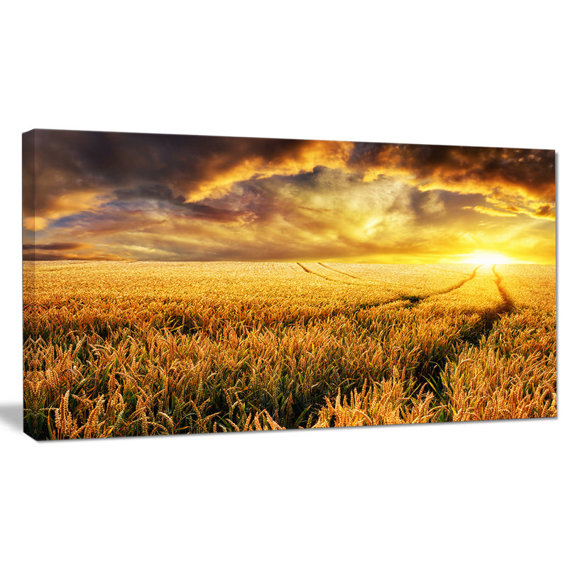 « incroyable coucher de soleil sur fond jaune », reproduction de photo sur toile tendue, H 16 po x l 32 po