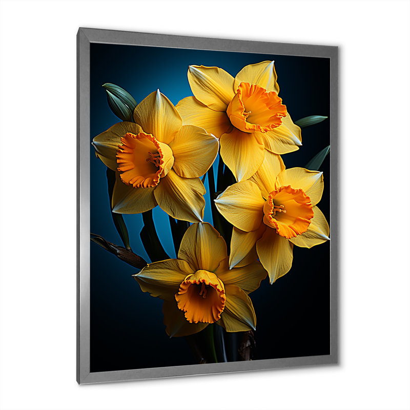 «Yellow and Orange Daffodil Bloom Dance» sur toile, Cadre simple argenté, H 20 po x l 12 po x P 1 po