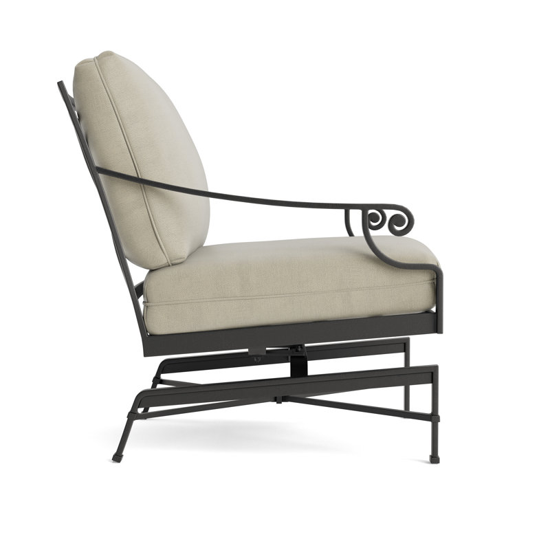 Venetian Outdoor Lounge Chair, Fusion Dove, Textured Pewter