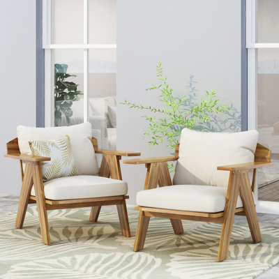Chaises club d'extérieur en bois d'acacia avec coussins (ensemble de 2), finition teck + beige, l 30,75 po x P 30,25 po x H 26,00 po