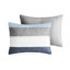 Literie de chambre à coucher moderne - Édredon à rayures et draps en gris, bleu marine, bleu avec des couleurs douces assorties