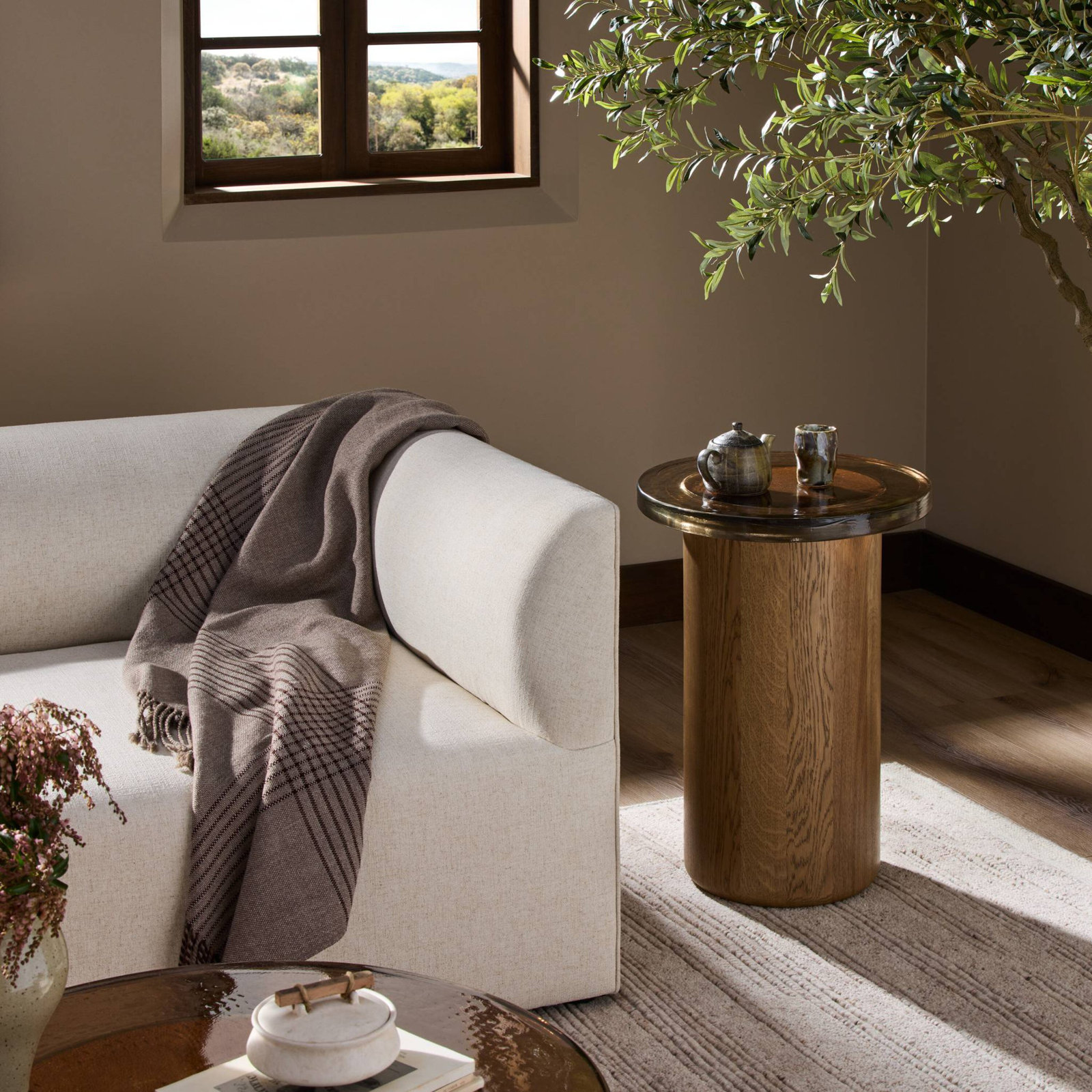 Jumelle 18" End Table, Smoked Brown Cast Glass