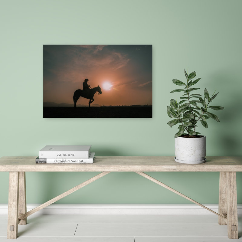 Tableau mural Western Cavalier Coucher de soleil spectaculaire et paisible, paysage rustique avec chevaux et nature