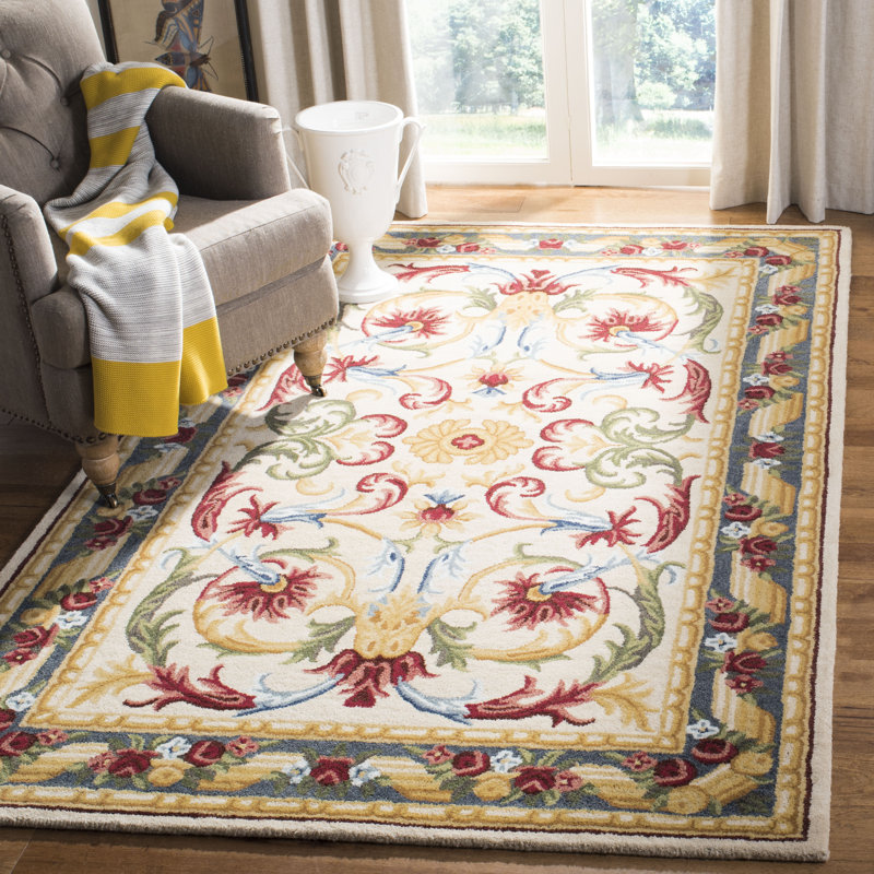 Rivoli Hand Tufted Wool/Cotton Oriental Rug in Green/Ivory, Rectangle 4' x 6'
