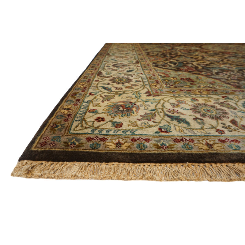 Silver Screen Hand Knotted Wool Area Rug in Chocolate/Cream, Rectangle 4' x 6'