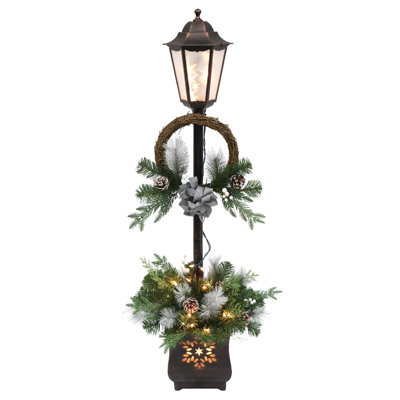 Pre-lit Christmas Lamp Post Lighted Display