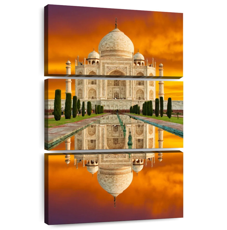 Masam Taj Mahal At Sundown