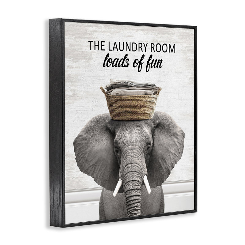«Charges Of Fun Laundry Elephant», estampe numérique giclée, H 14 po x l 11 po, Giclée encadrée noir minuit