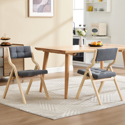 Versatile Soft-Padded Folding Chair: Perfect for Dining and Relaxation