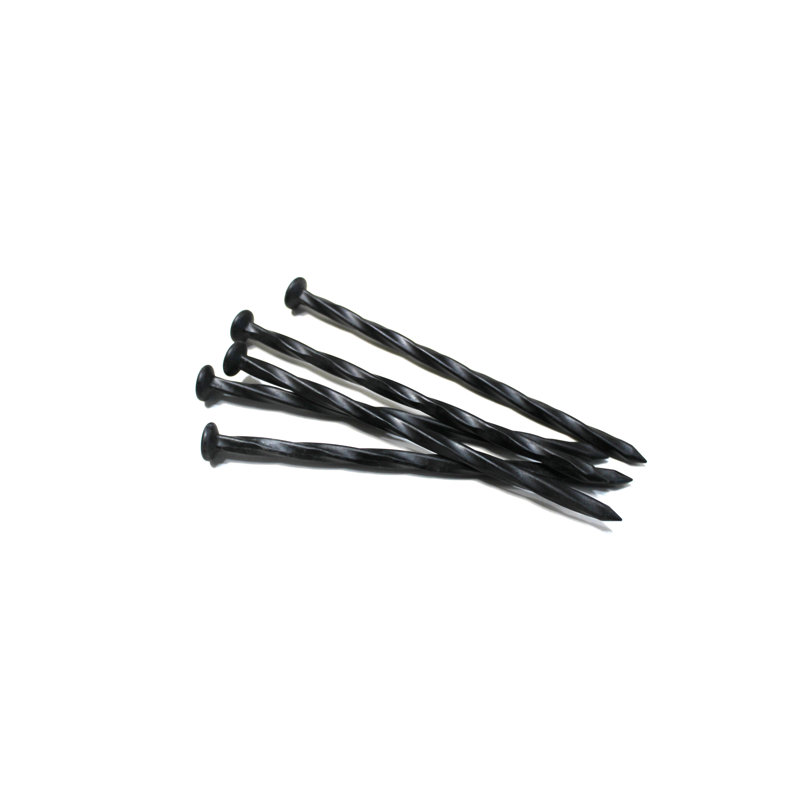 Nylon Spikes Turf