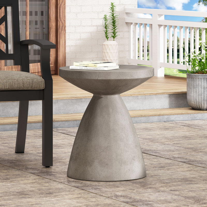 Table d'appoint d'extérieur en béton léger