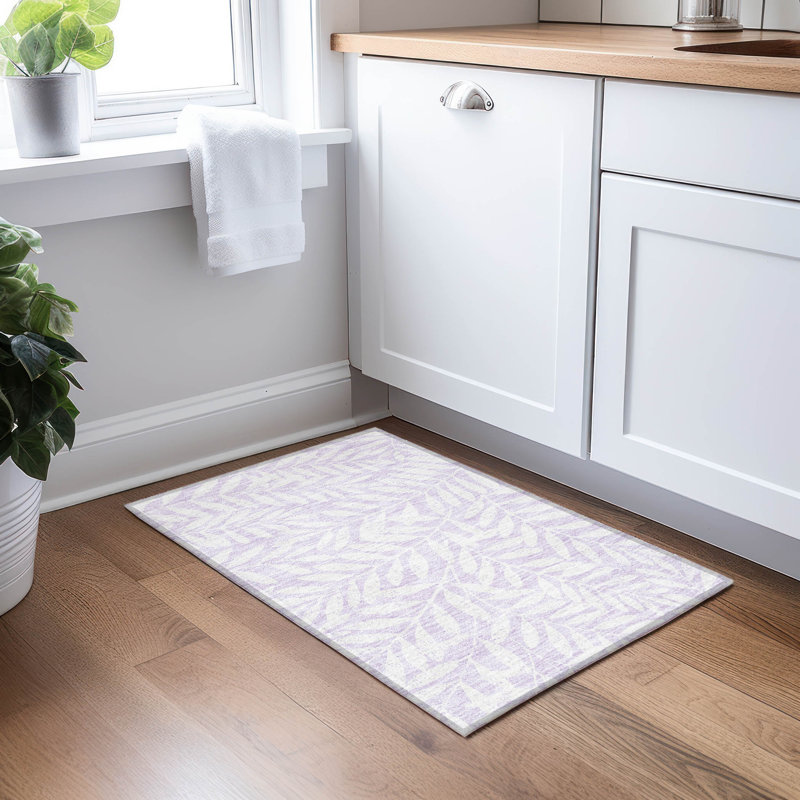 Malek Washable Floral Indoor / Outdoor Rug, Rectangle 1'8" x 2'6"