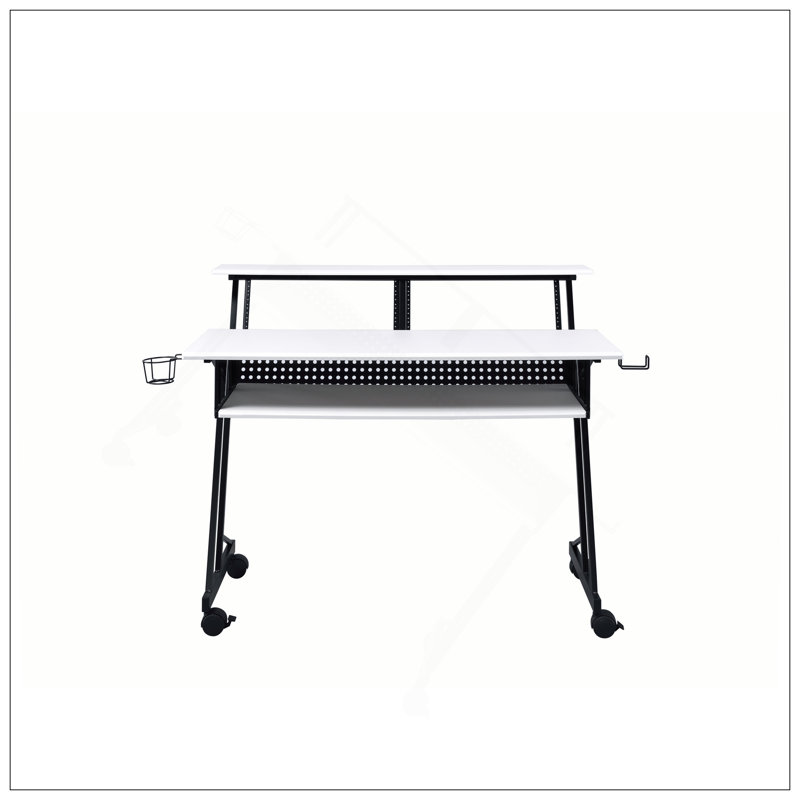 Bureau de studio d'enregistrement de musique polyvalent avec des fonctionnalités avancées pour la créativité