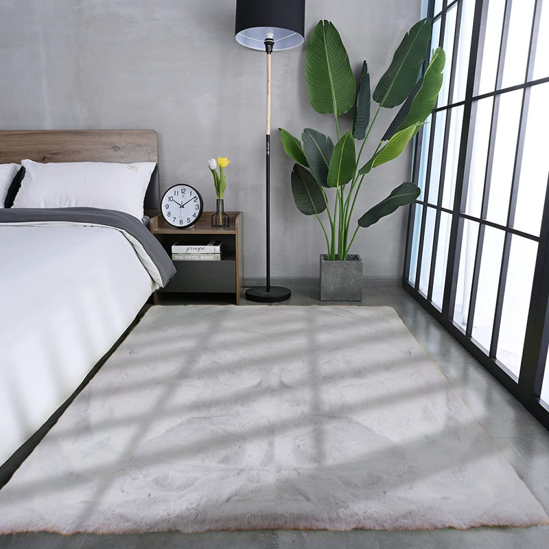 Darel Indoor Rug, Rectangle 5' x 8'