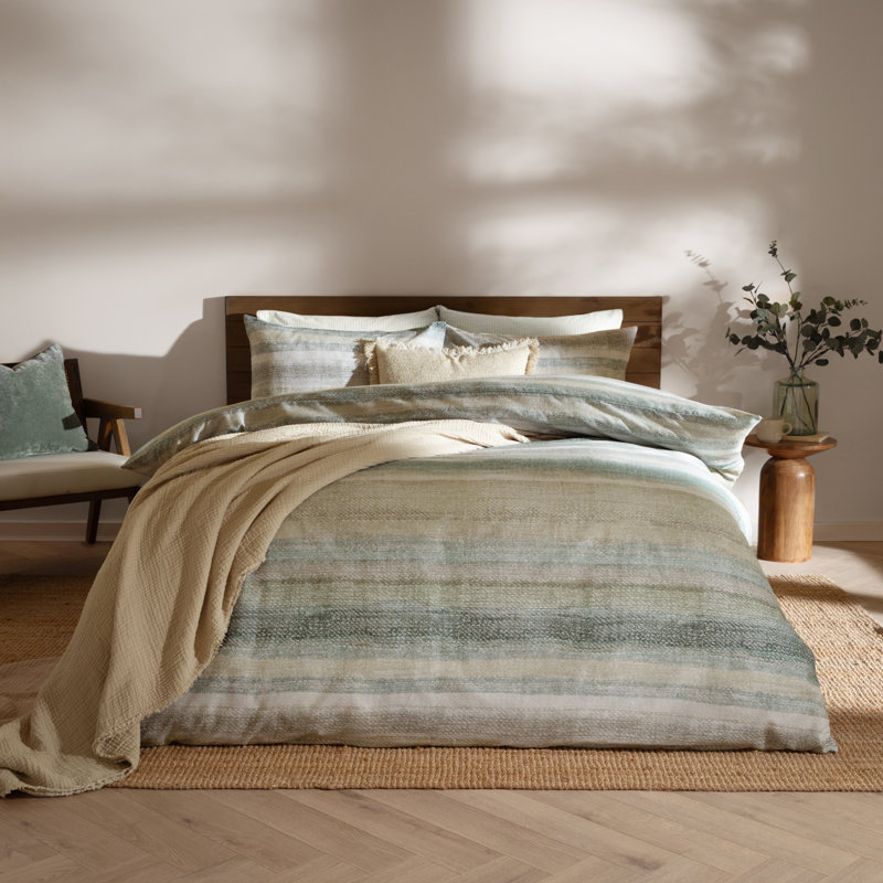 Swift Cotton No Pattern Duvet Cover Set with Pillowcases Included, Kingsize Duvet Cover Set + 2 King Pillowcases, Green