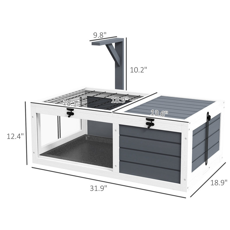 Habitation de tortue en bois grise