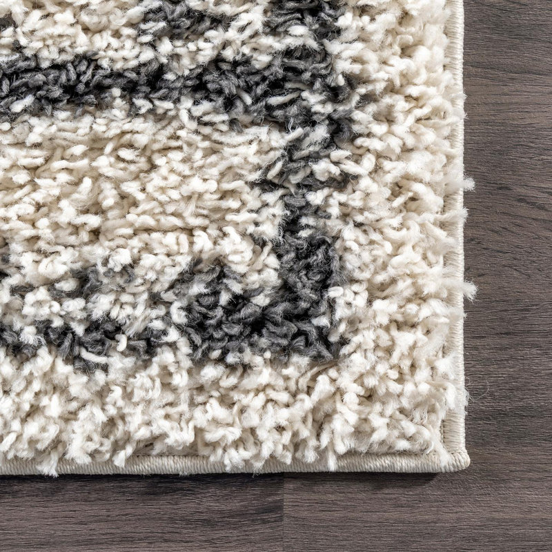Standish Geometric Indoor Rug, Rectangle 4' W x 6' L