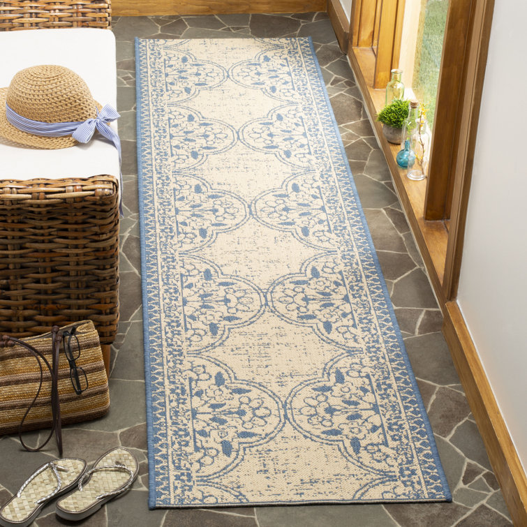 Burnell 100 Performance Oriental Indoor/Outdoor Area Rug